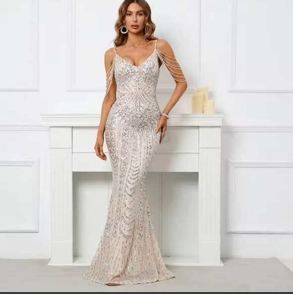 Custom Made Elegant Silver Evening Gown - Picture 2 of 14